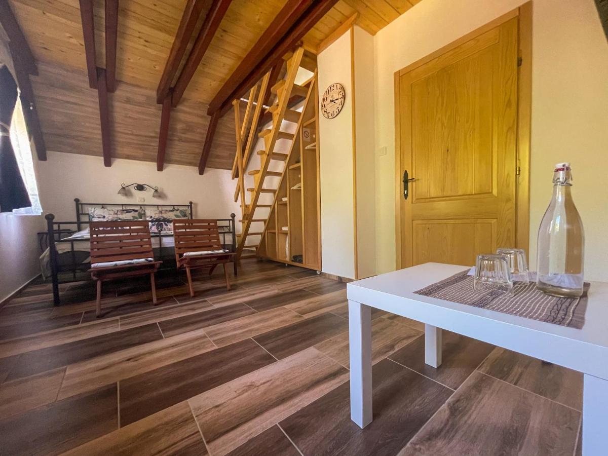 Vila Davidovic-Fruska Gora Bed & Breakfast Mandelos Luaran gambar